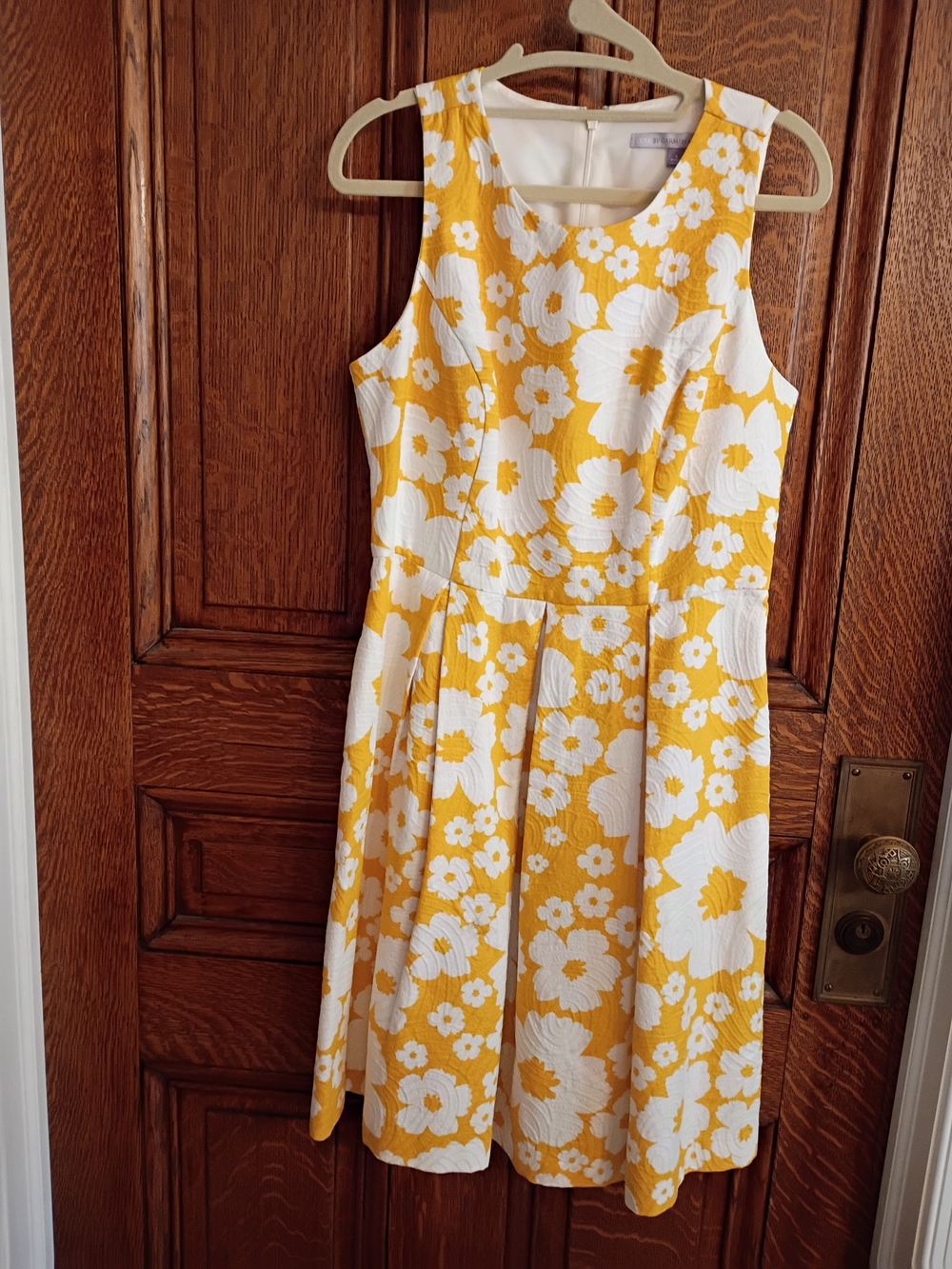 Carmen Marc Valvo Yellow and White Floral Fit-and-Flare Dress